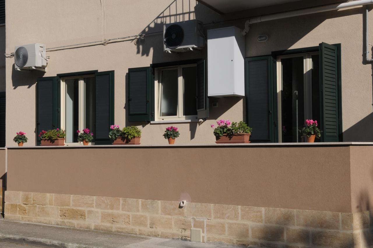Della Torre Rooms Lecce Bagian luar foto